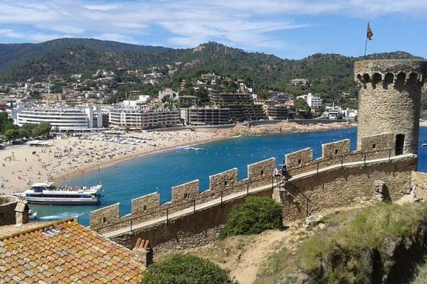 - Tropicana Appartement Tossa de Mar